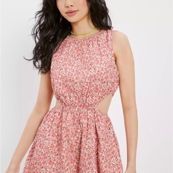 American Eagle romper - Picture 2 of 5